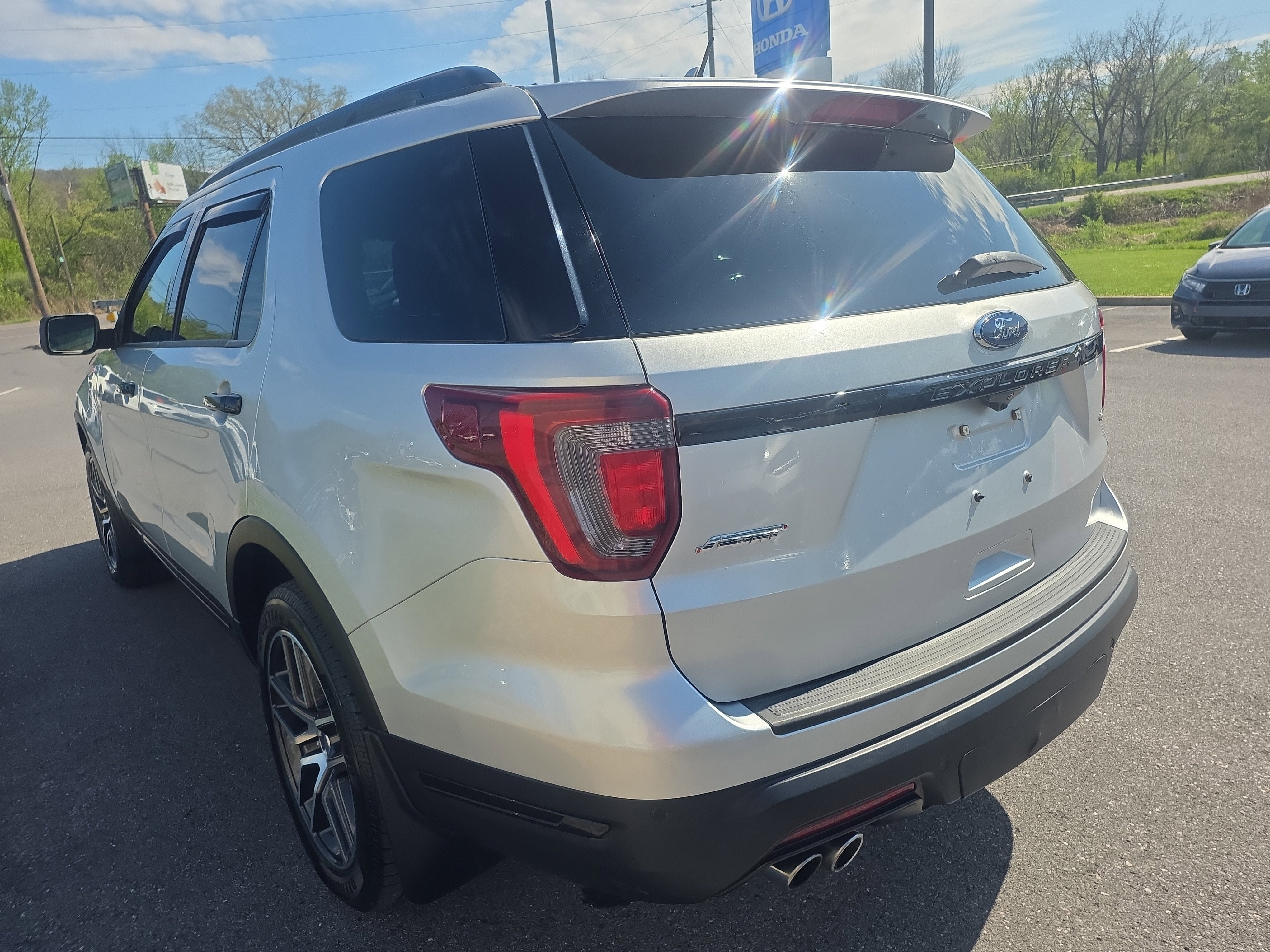 2019 Ford Explorer Sport