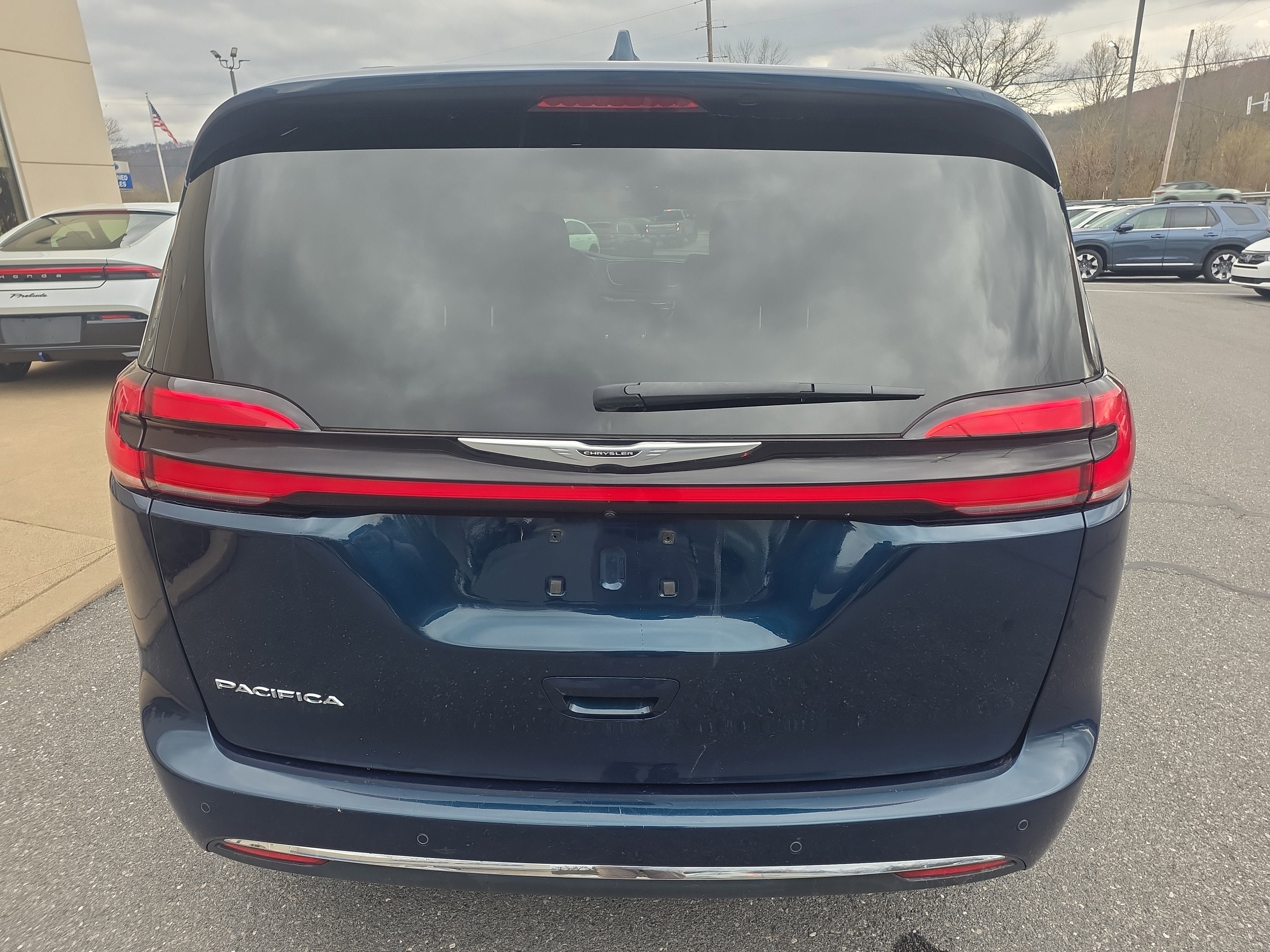 2022 Chrysler Pacifica Touring L
