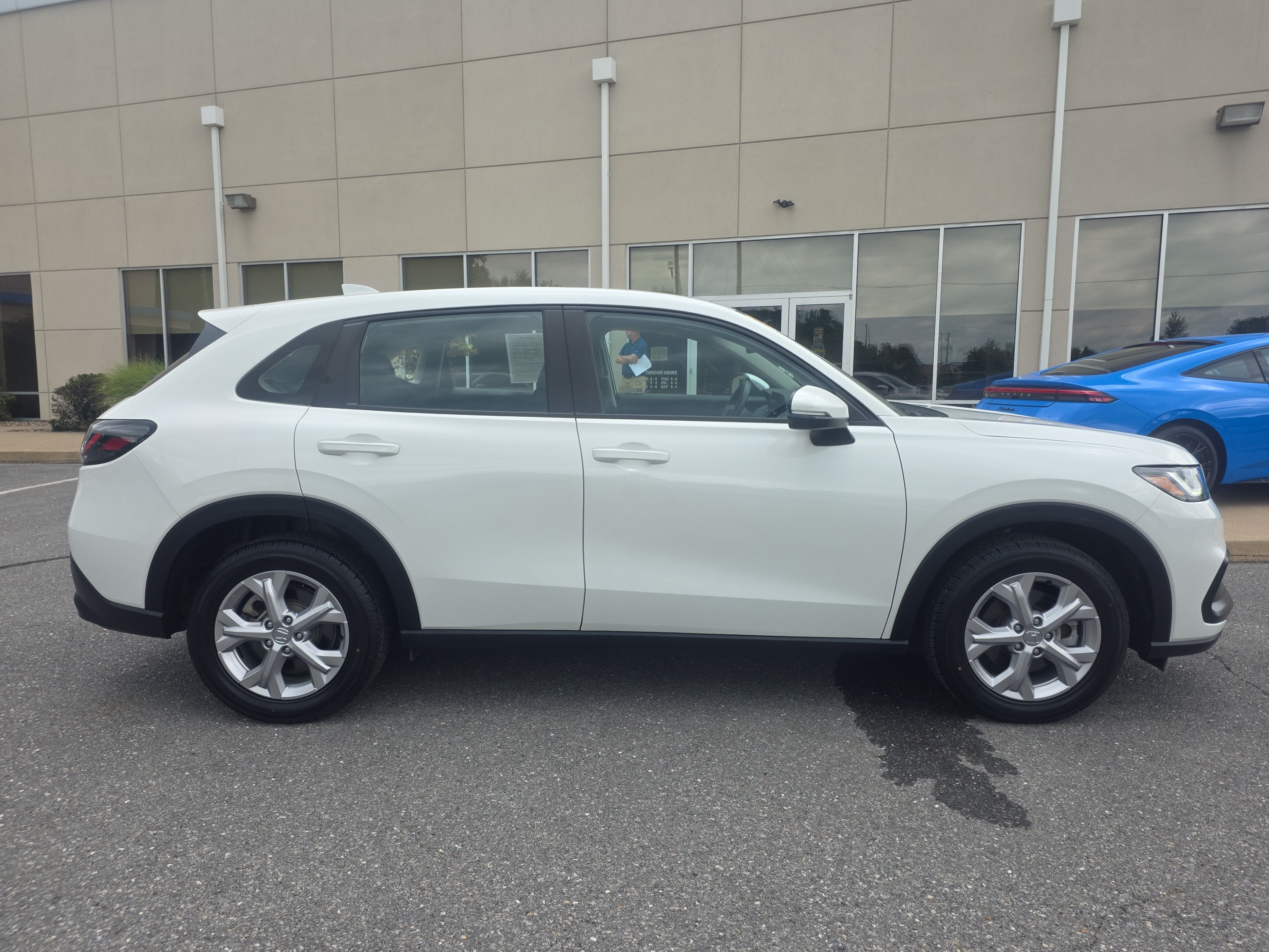 2024 Honda HR-V LX