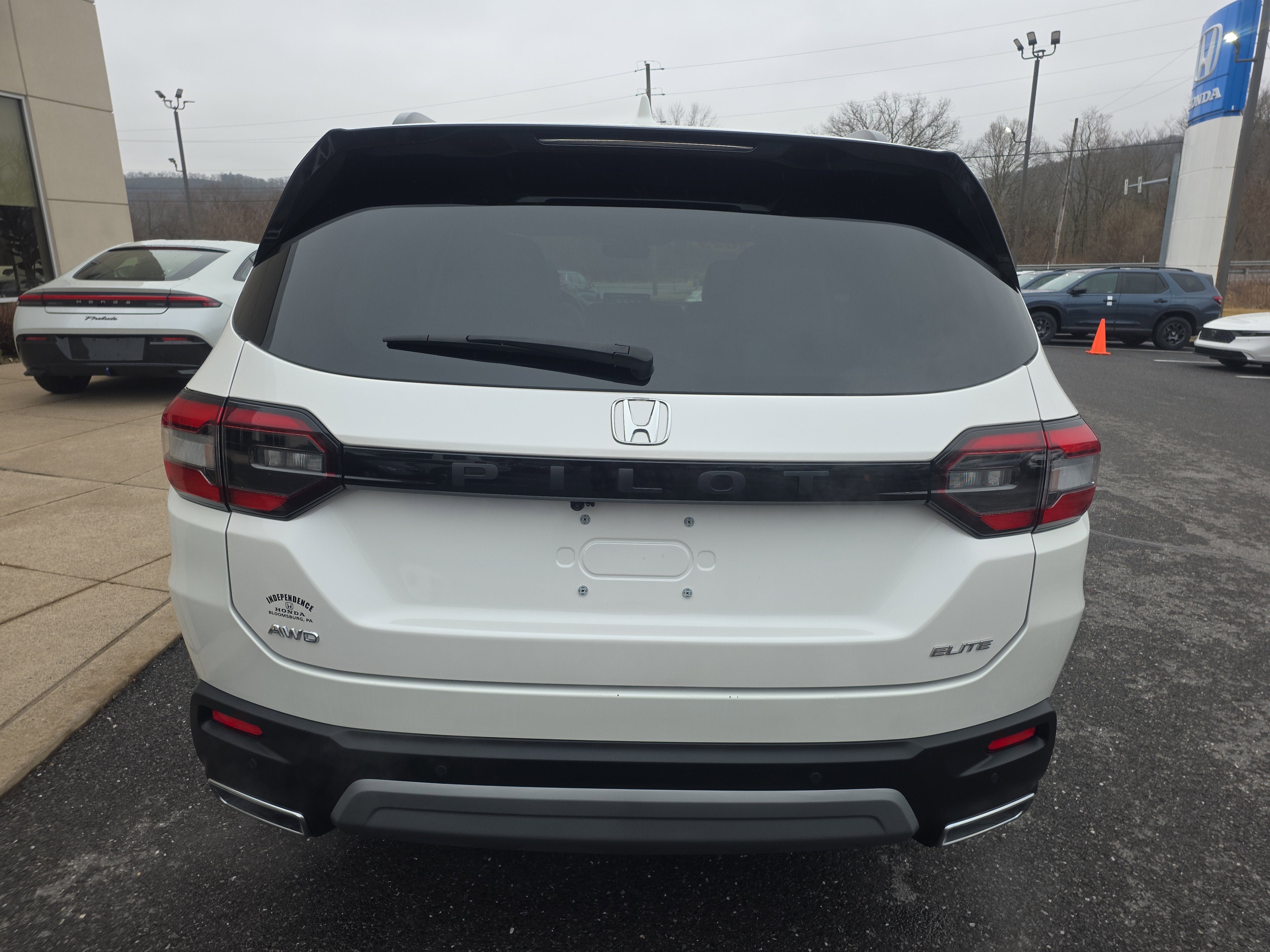 2023 Honda Pilot Elite