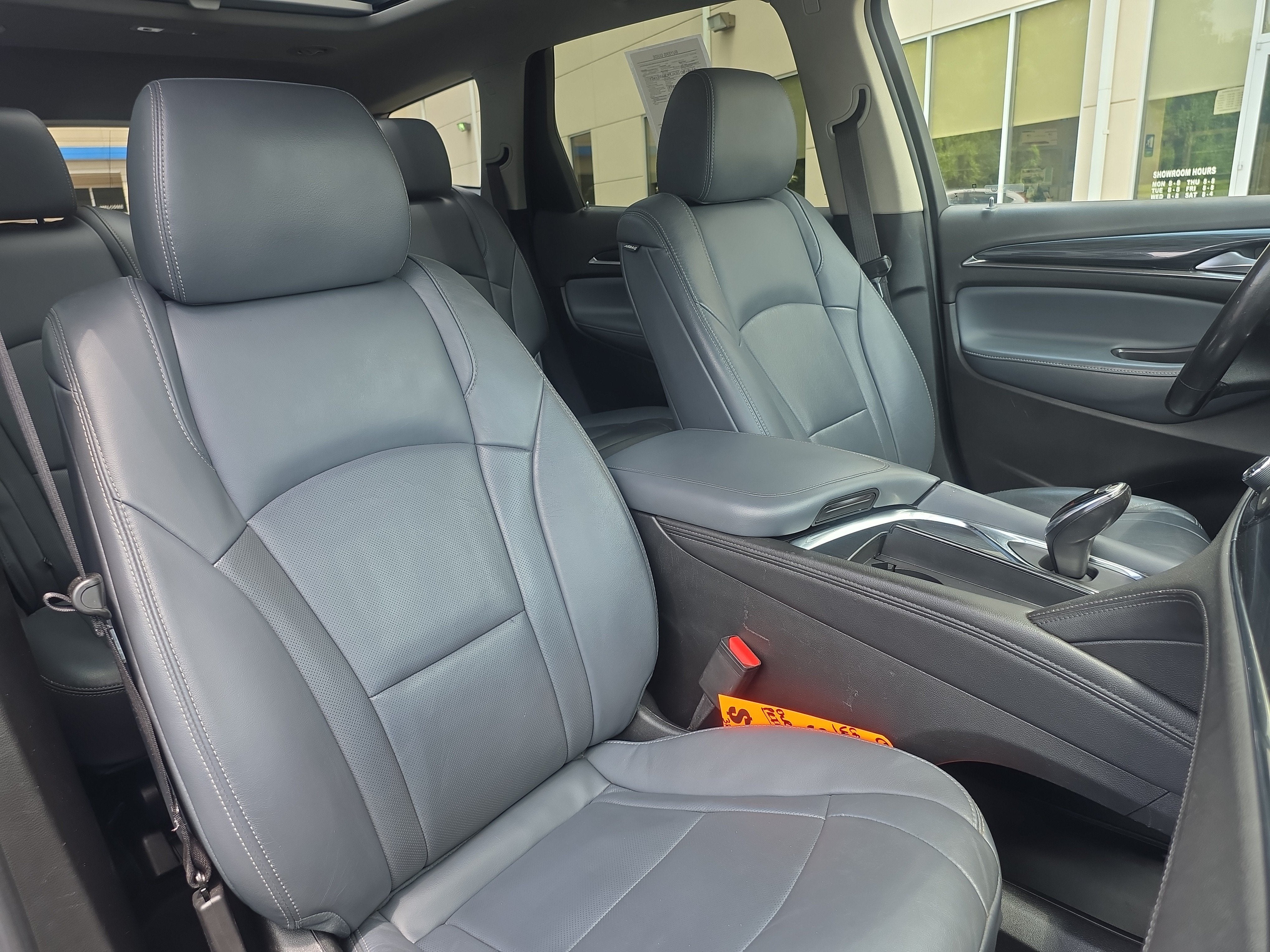2021 Buick Enclave Essence