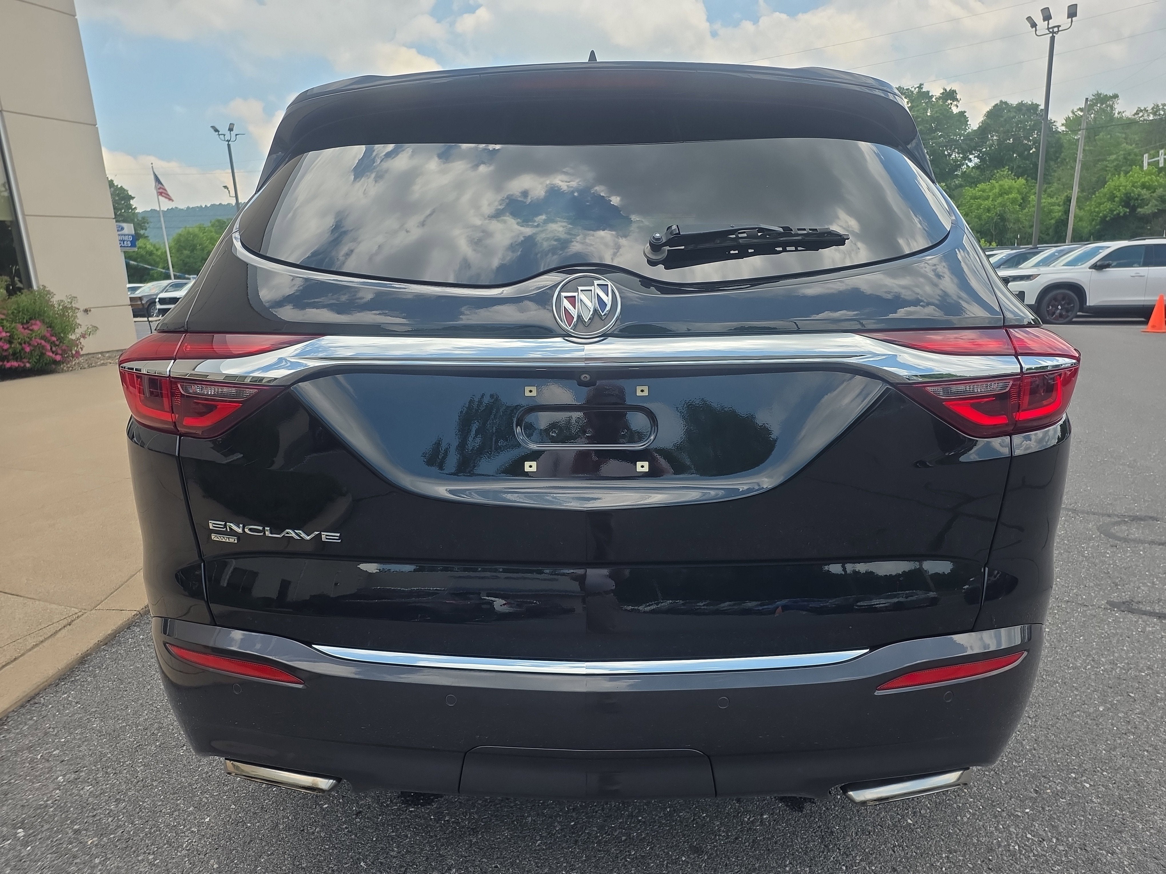 2021 Buick Enclave Essence