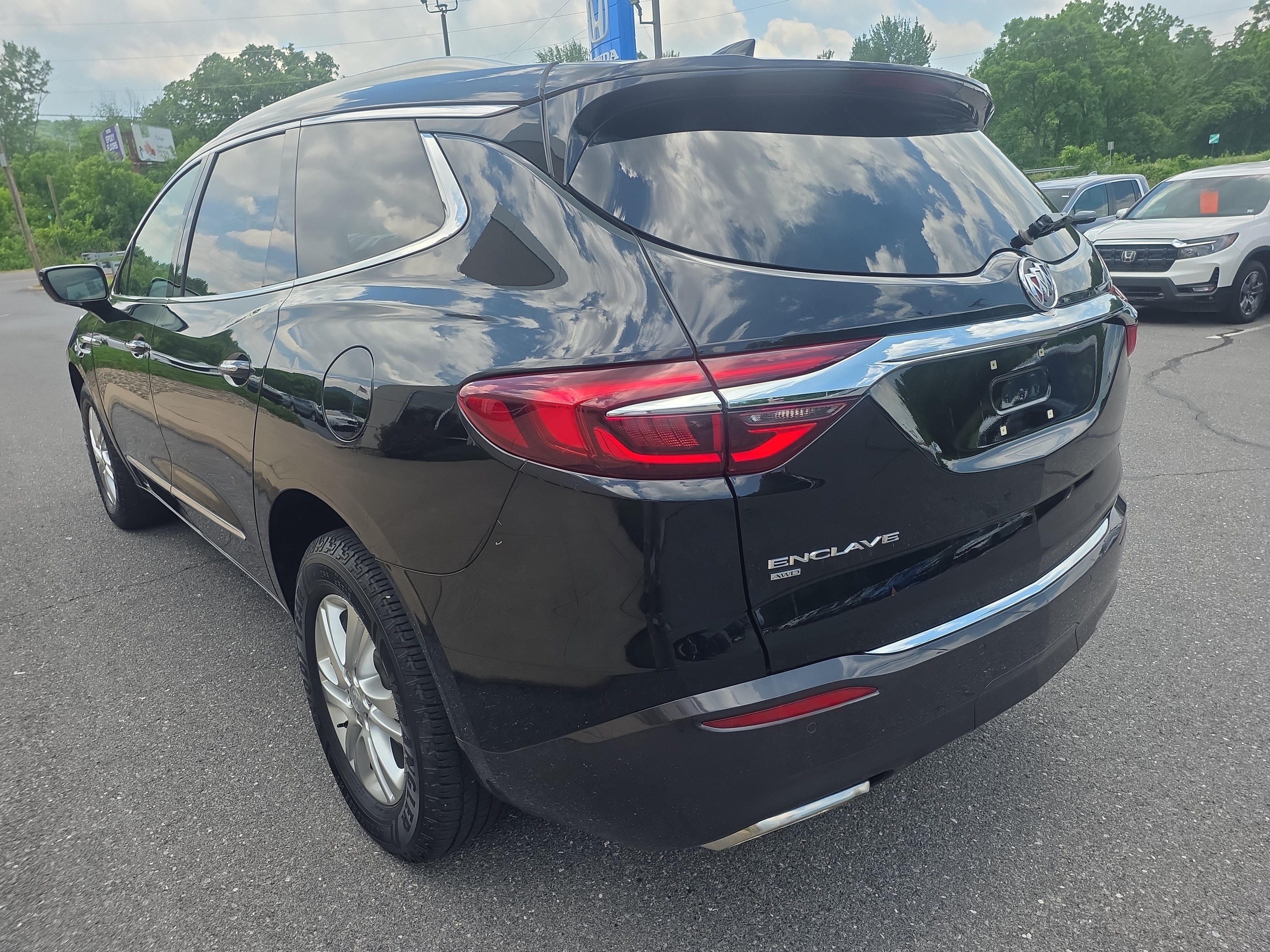 2021 Buick Enclave Essence
