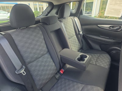 2017 Nissan Rogue Sport SV
