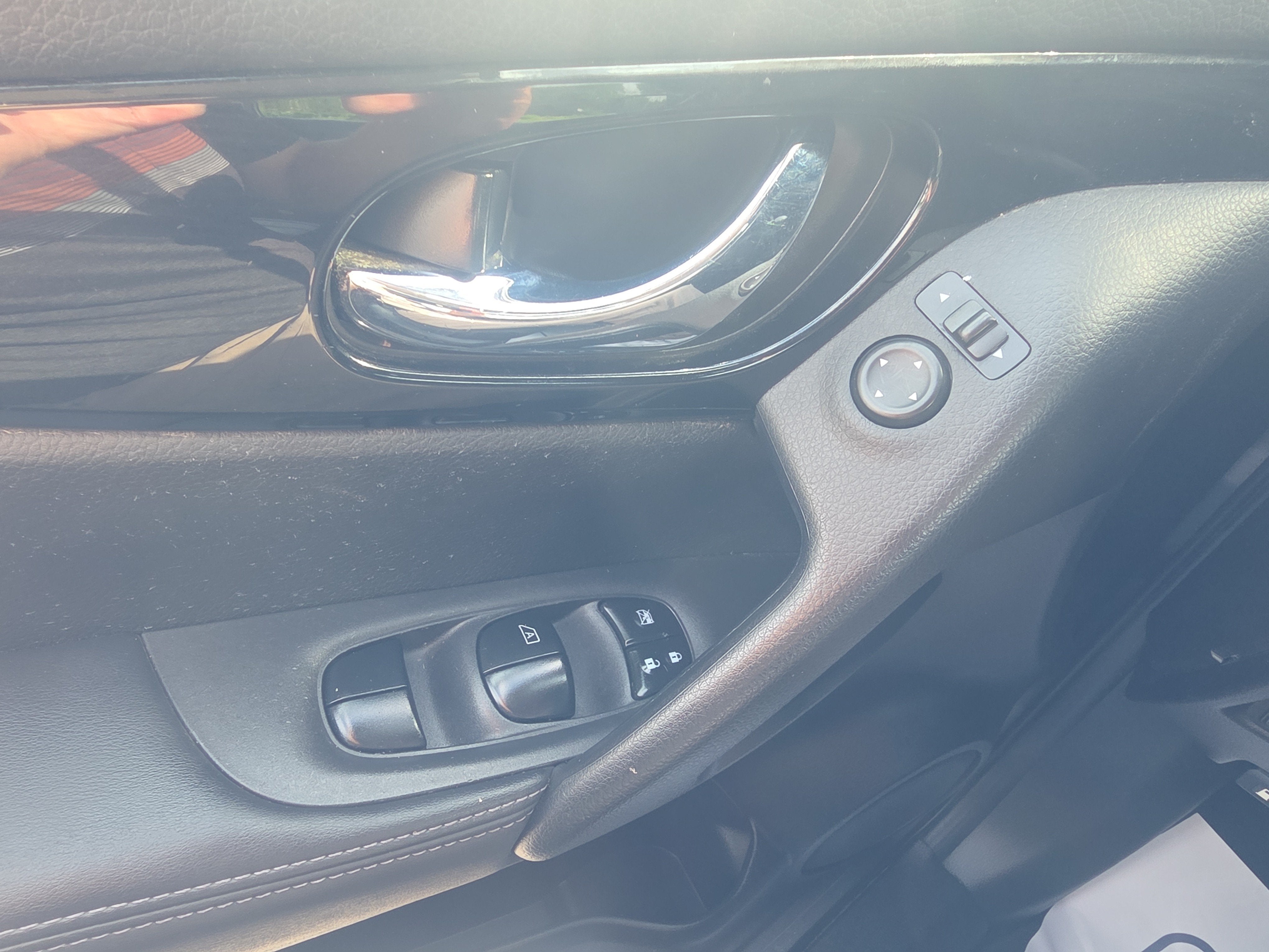 2017 Nissan Rogue Sport SV