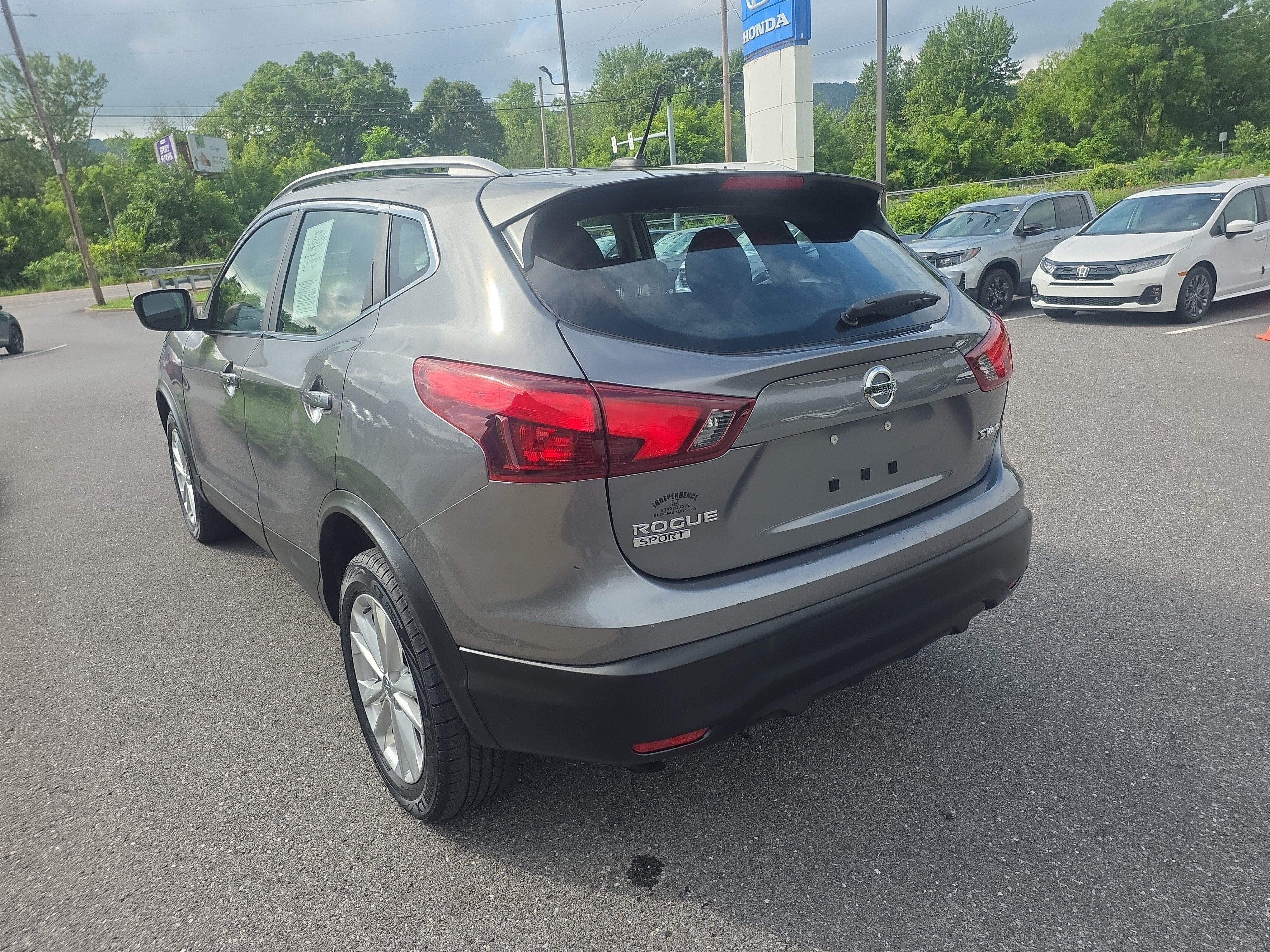 2017 Nissan Rogue Sport SV